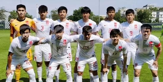 免费国产成高清人在线视频